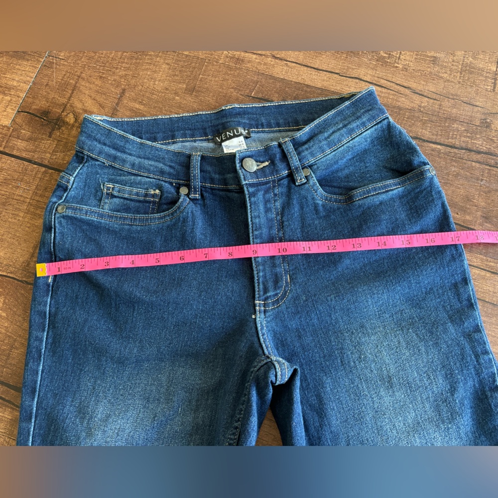NWOT | Venus Flare Jeans - Picture 6 of 7